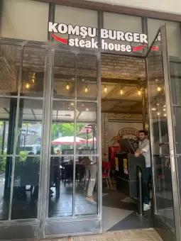 Komşu Kasap Burger & Steak House
