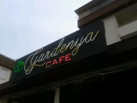 Gardenya Cafe & Cake & Food